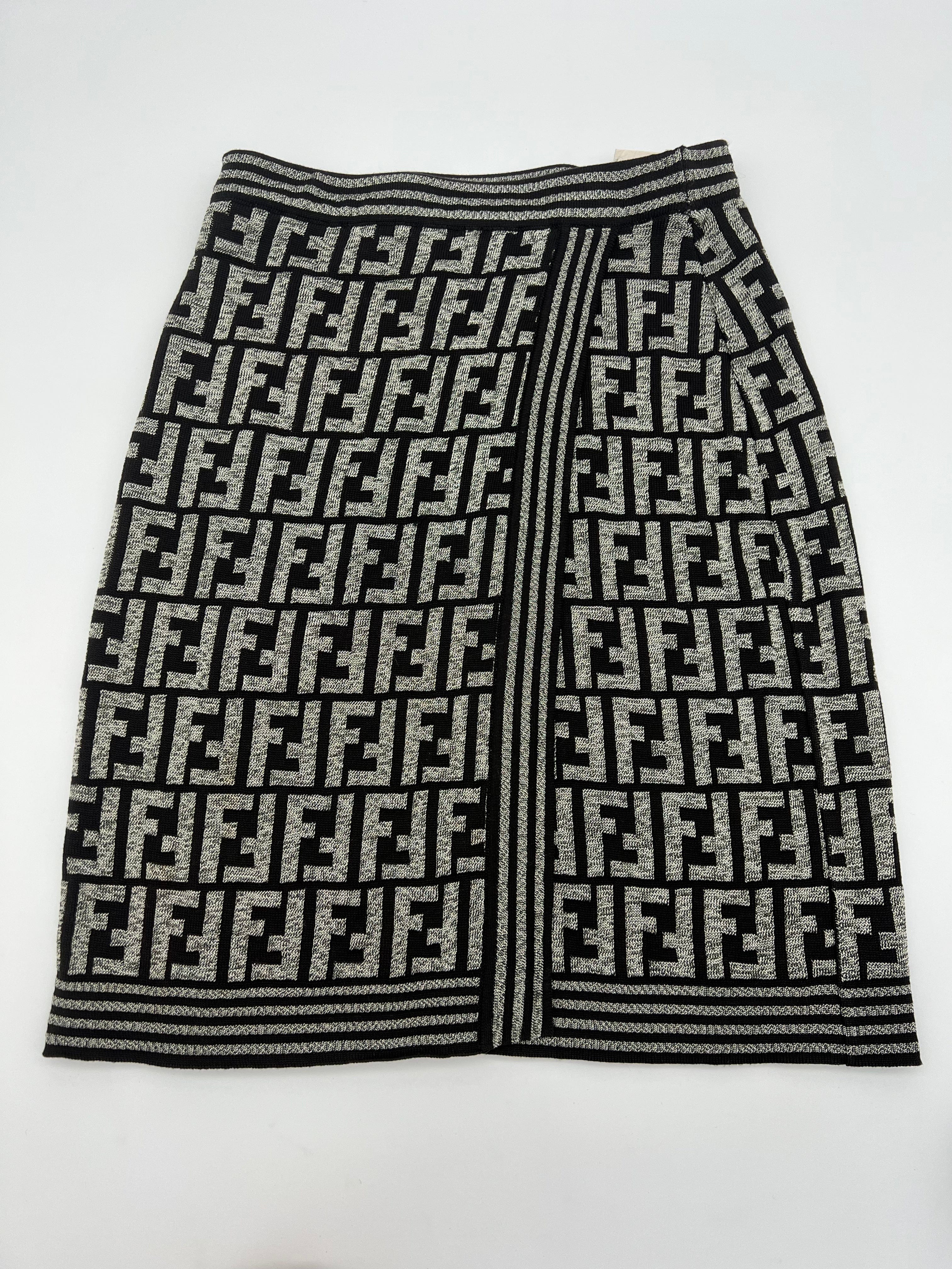 LuxuryPromise Fendi Zucca Knit Top & Skirt Set UIL1024