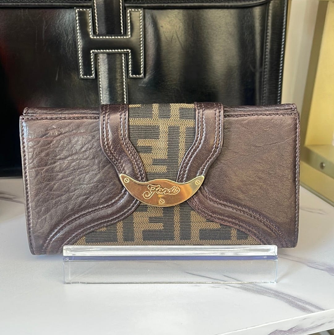 LuxuryPromise FENDI ZUCCA WALLET