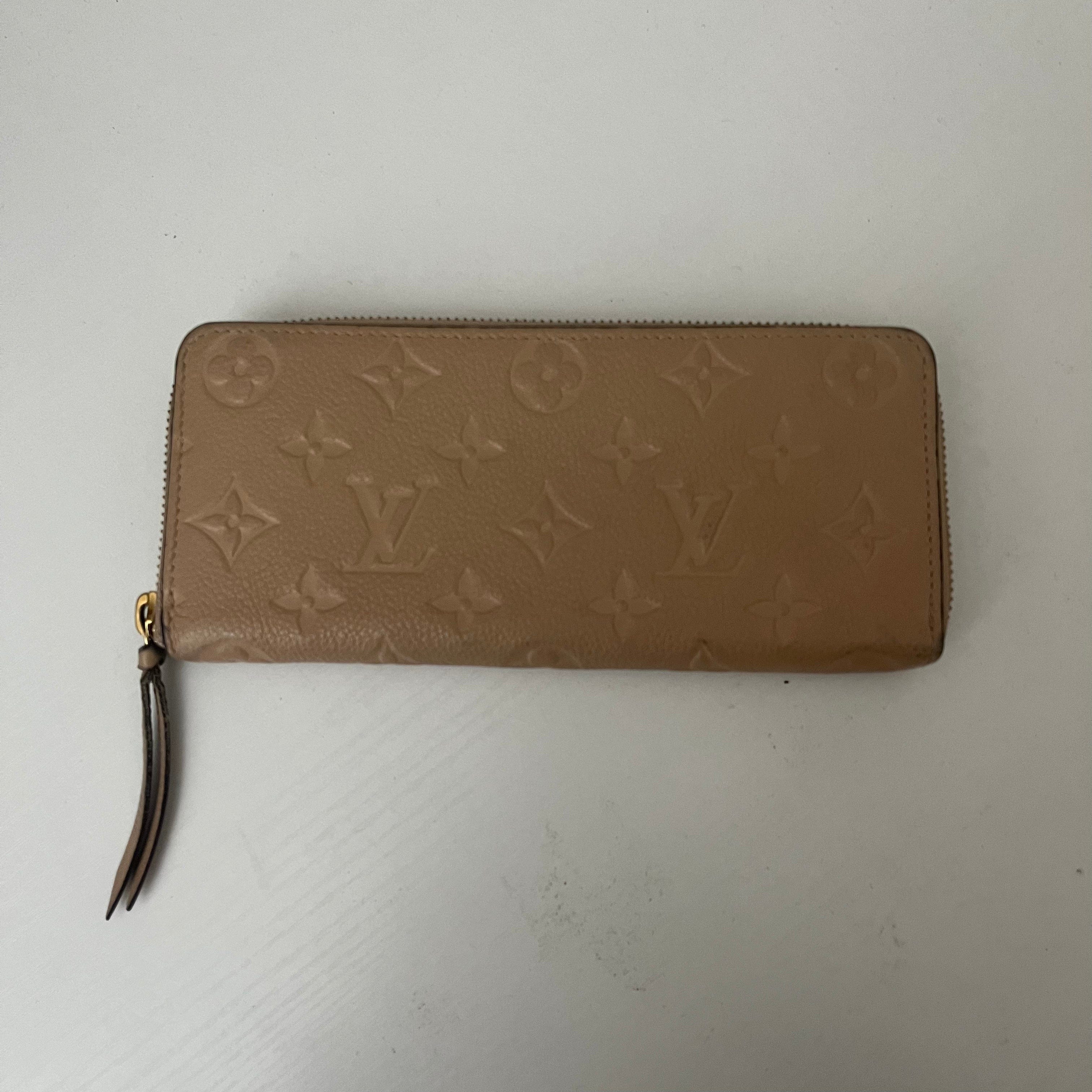 LuxuryPromise LV Clemence Wallet