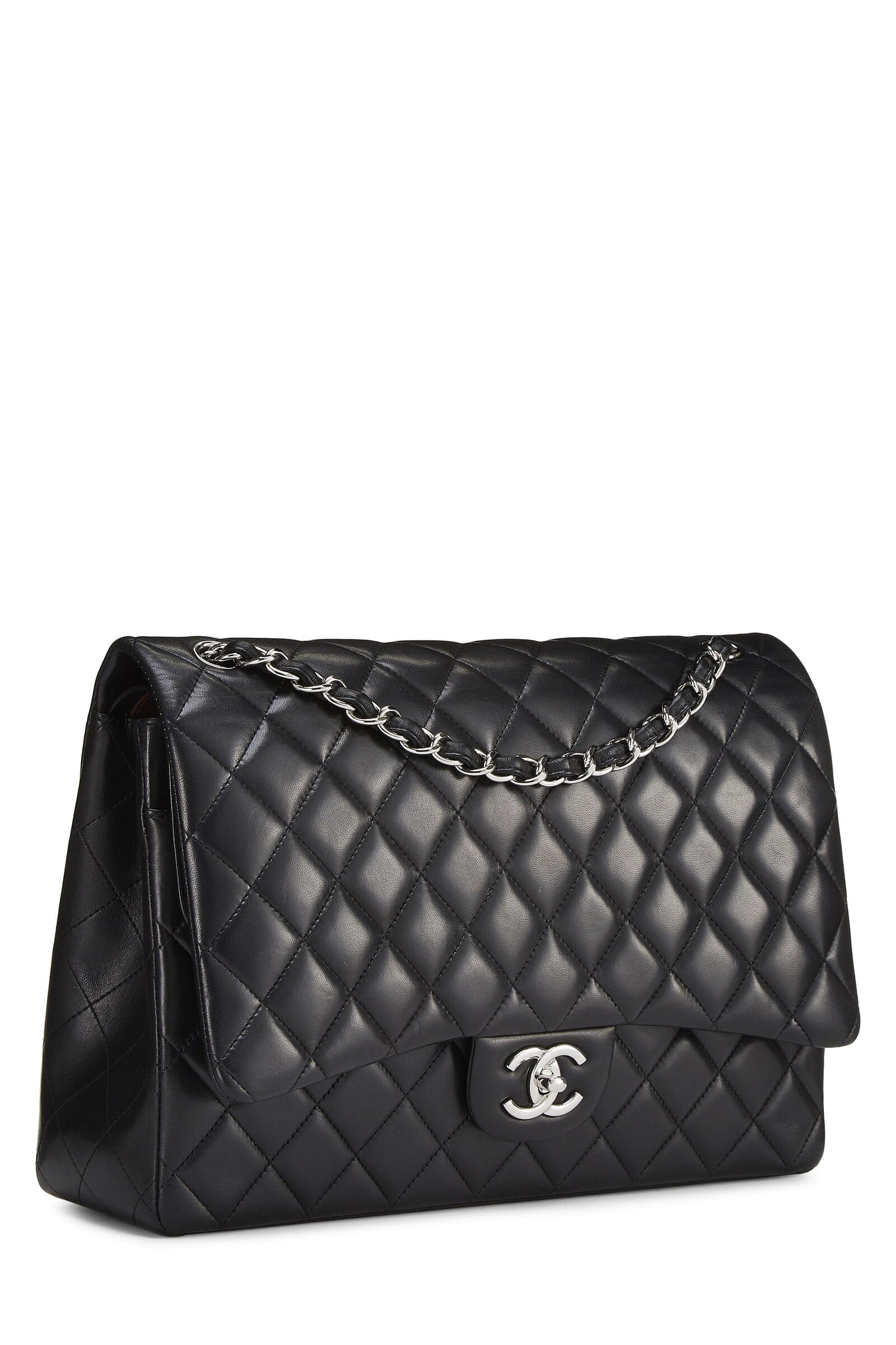 LuxuryPromise Chanel Black Maxi Classic Flap Q6BAQP1IK6012