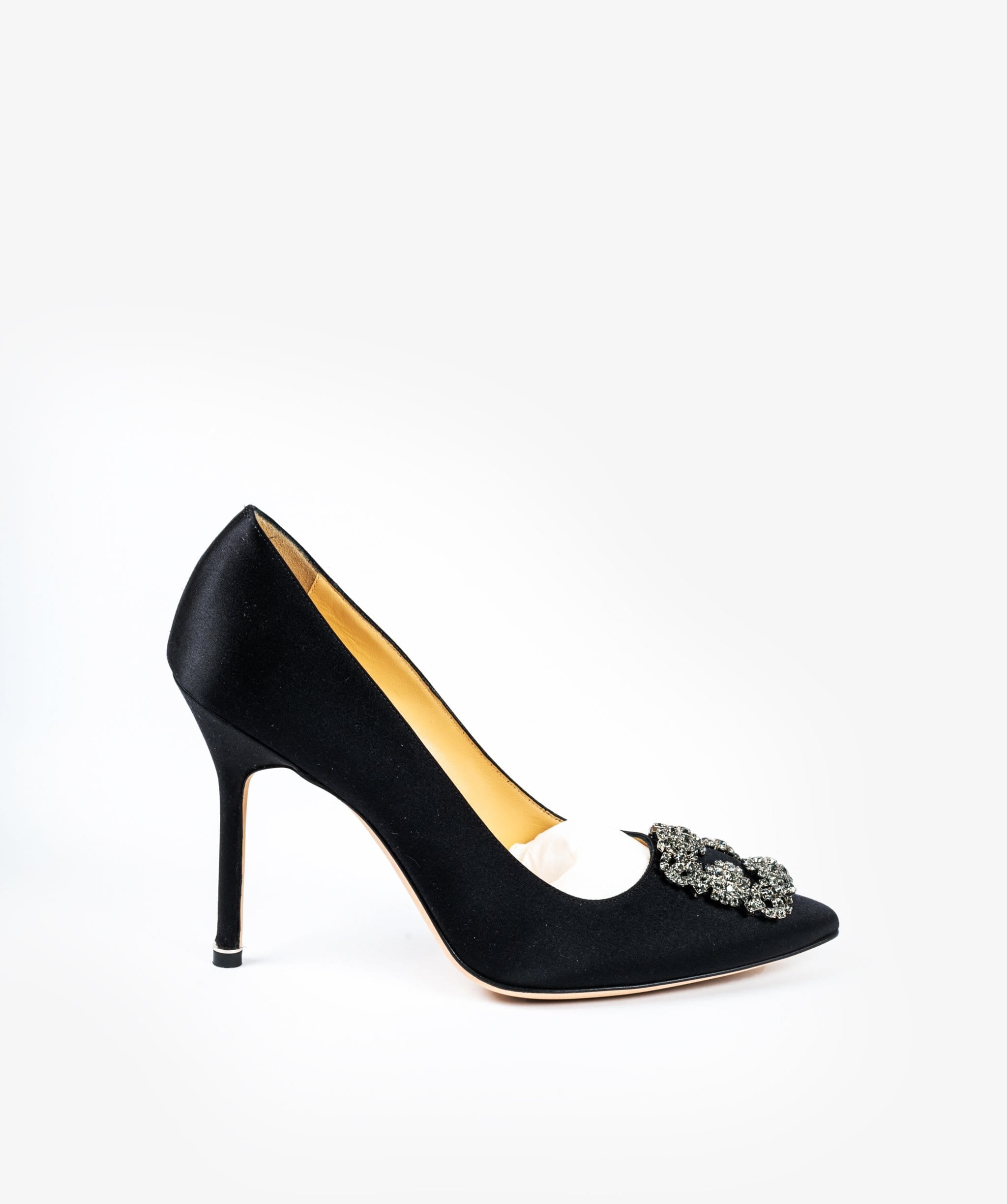 Manolo Blahnik Manolo Blahnik Hangisi Pump Black Size 40