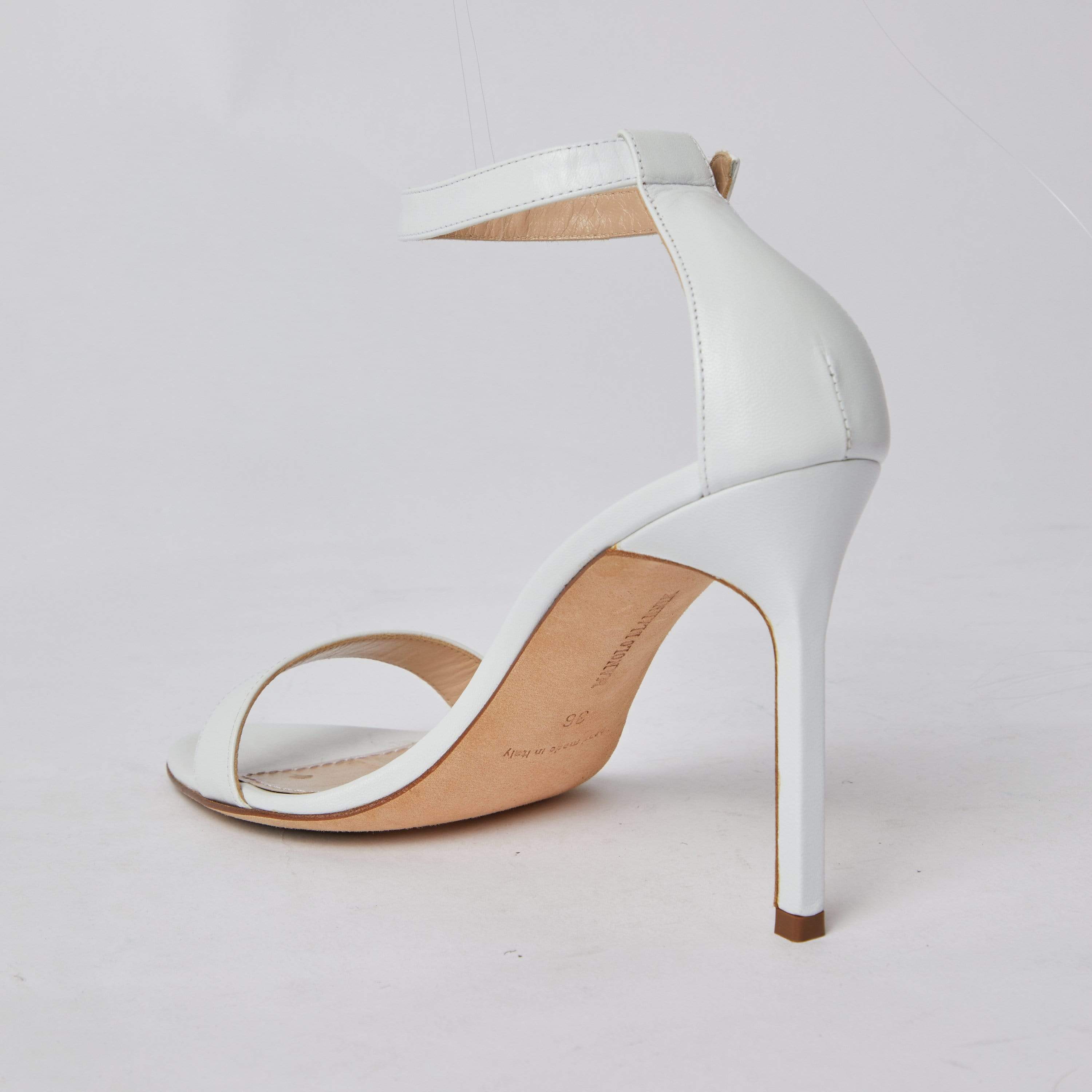 Manolo Blahnik Manolo Blahnik White Heels