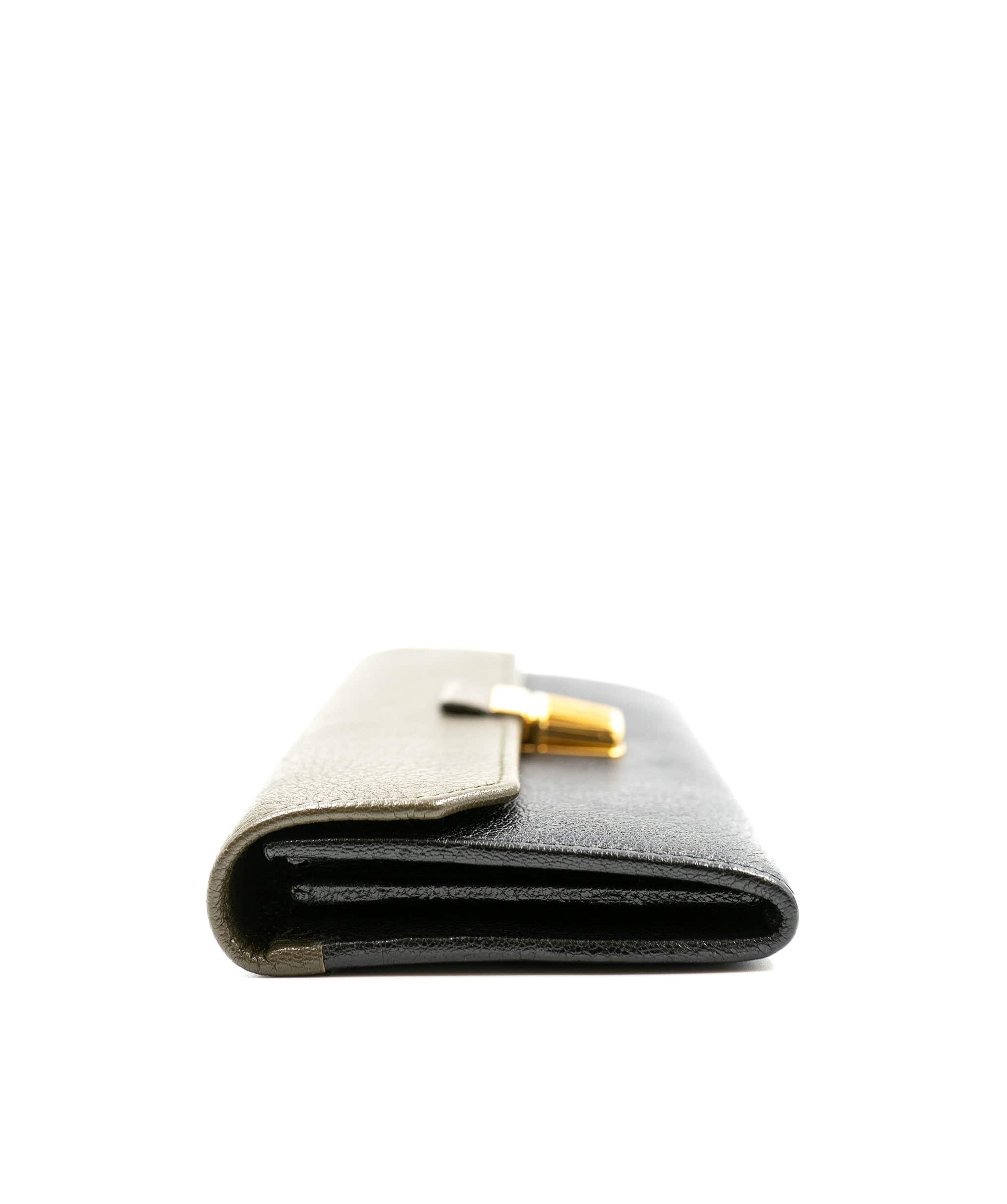 Miu Miu Miu Miu Bi-colour grained wallet with box - AWL3568