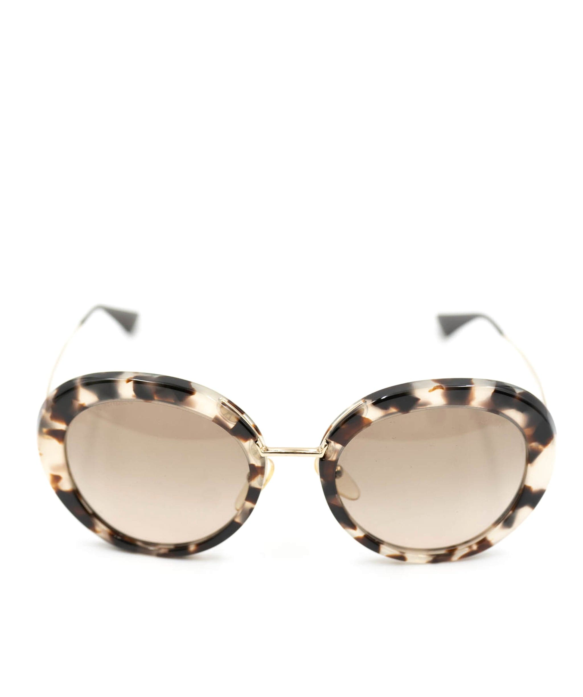 Prada Brown tortourise Prada sunnies with white box ALL0090