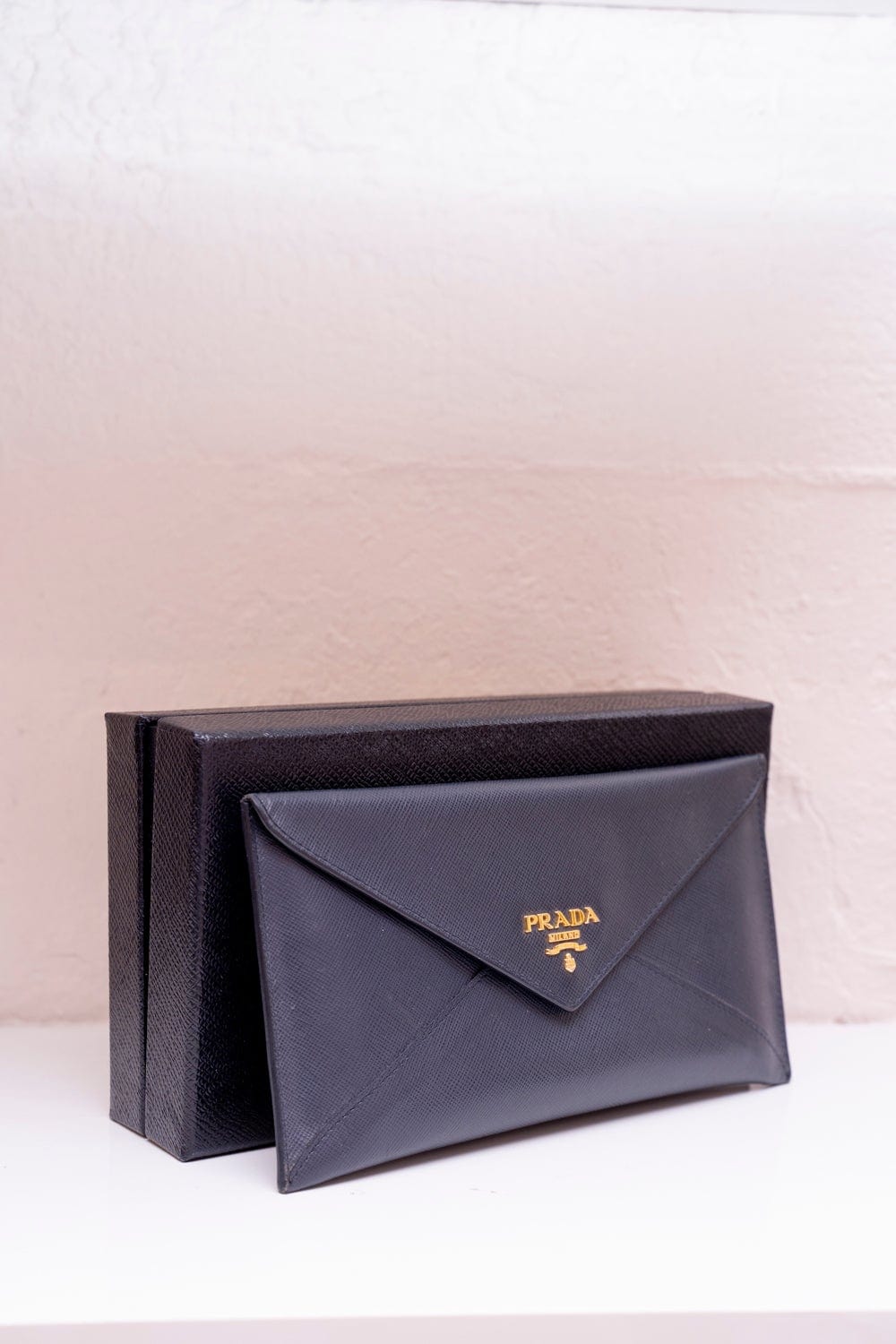 Prada Prada Navy Saffiano Leather Card Holder  - AGL1591