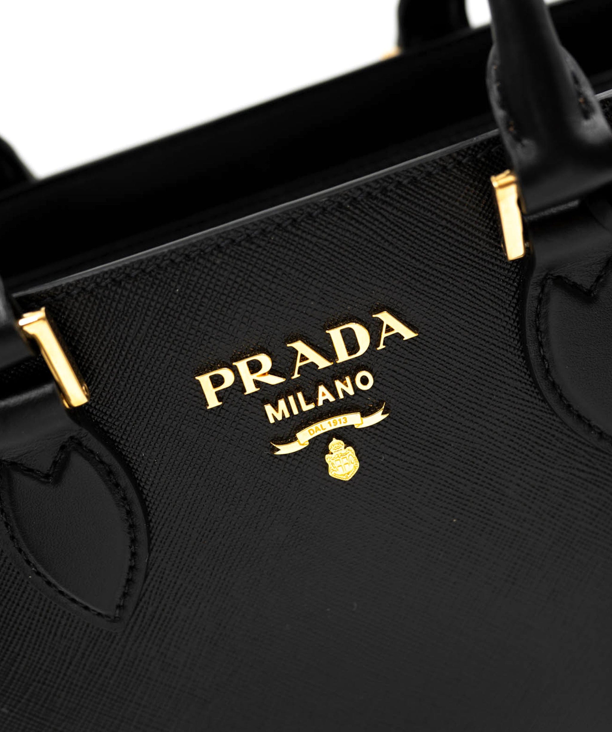 Prada Prada Black Galleria Saffiano ALC0031