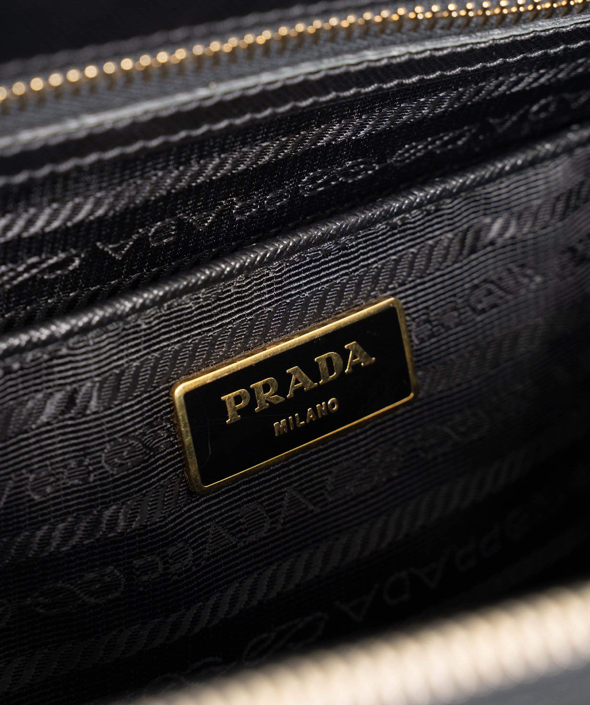 Prada Prada Galleria Saffiano Black Medium Bag - ASL1887