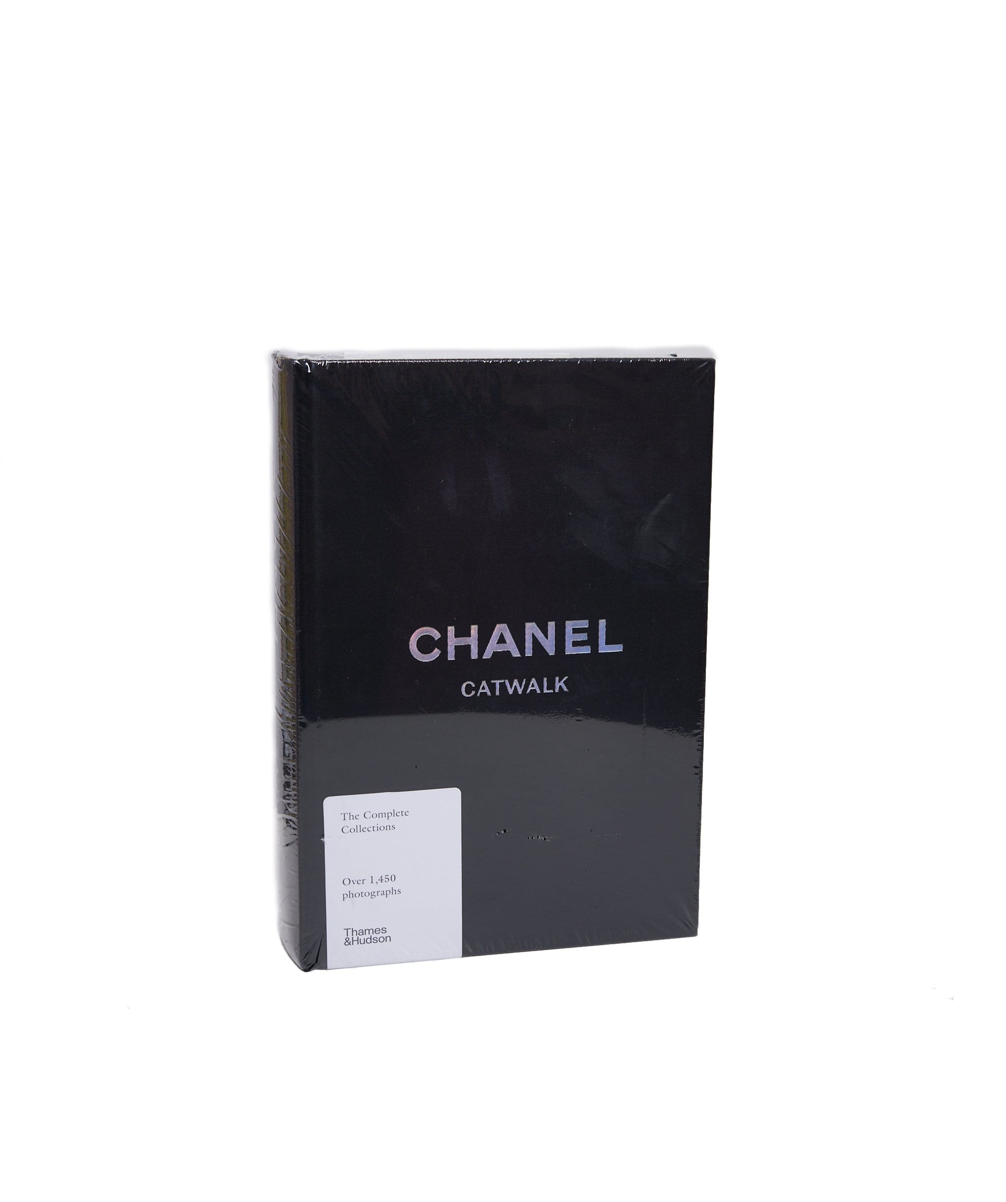 Thames and Hudson Books Chanel Catwalk: The Complete Collections - AWL1380