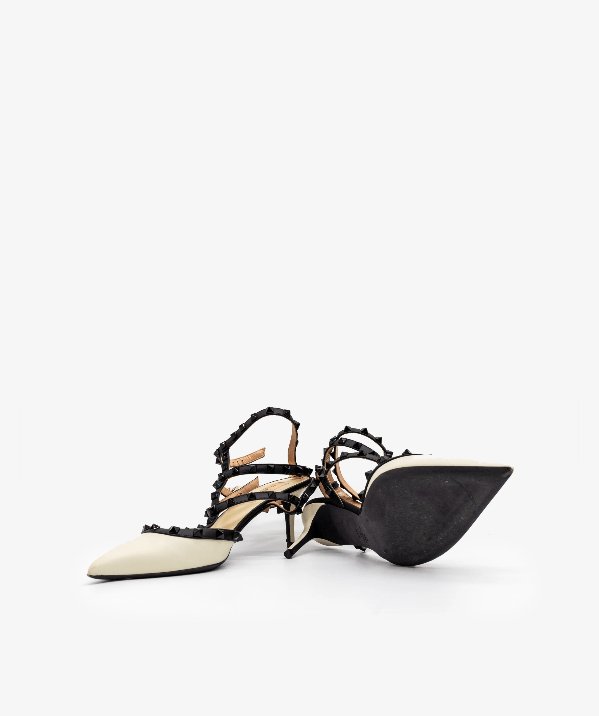 Valentino Valentino Rockstud Accents Leather T-star pumps