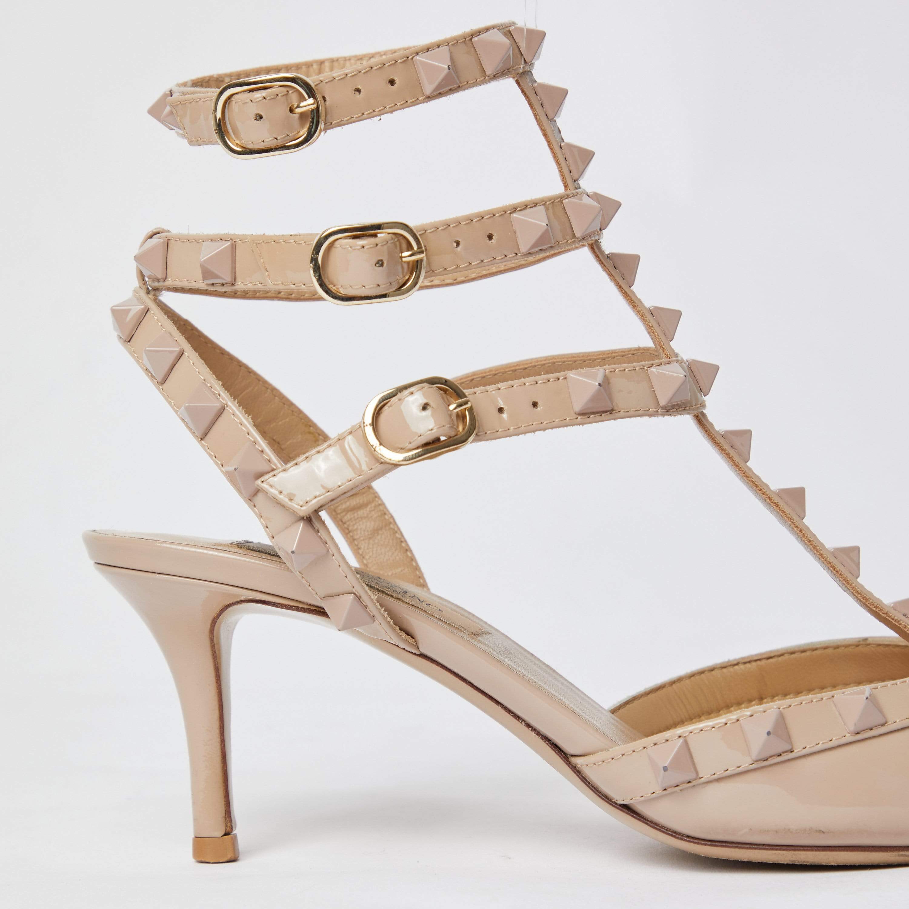 Valentino Valentino Rockstud Pumps Patent Beige 36 EU