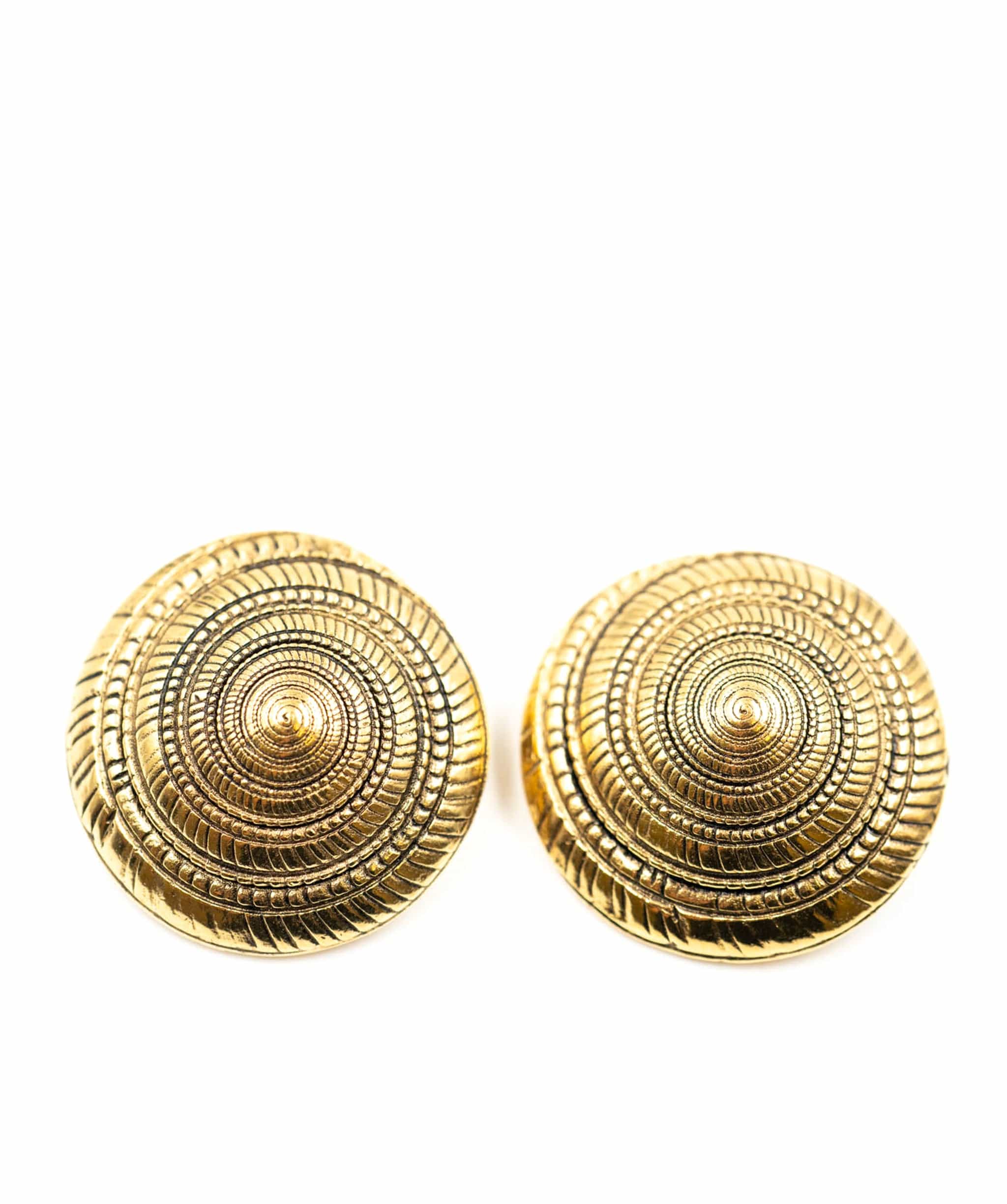 Yves Saint Laurent YSL 80s Gossens Shell Clip on Earrings - AWC1756