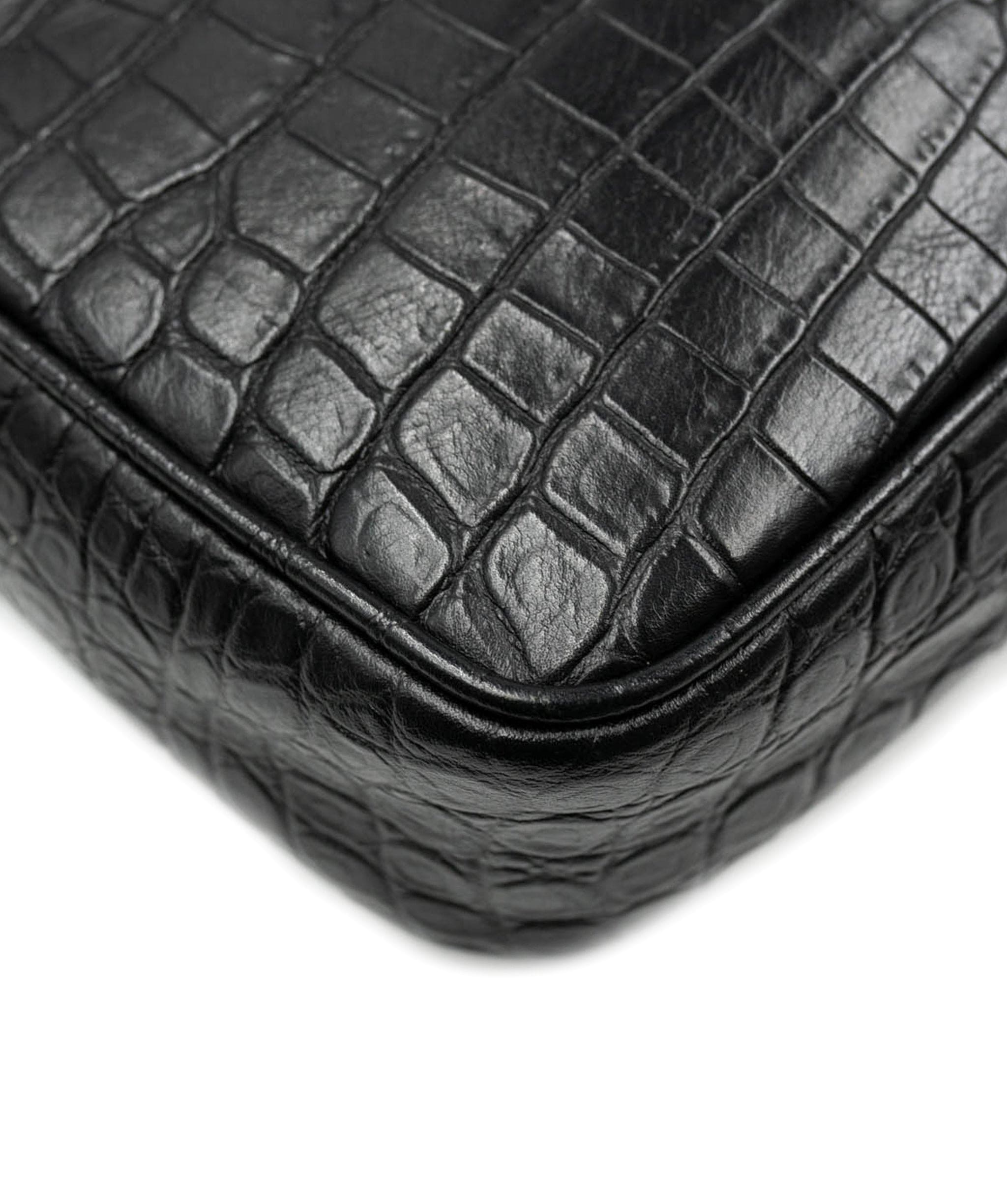 Yves Saint Laurent Saint laurent croc crossbody  ALL0057