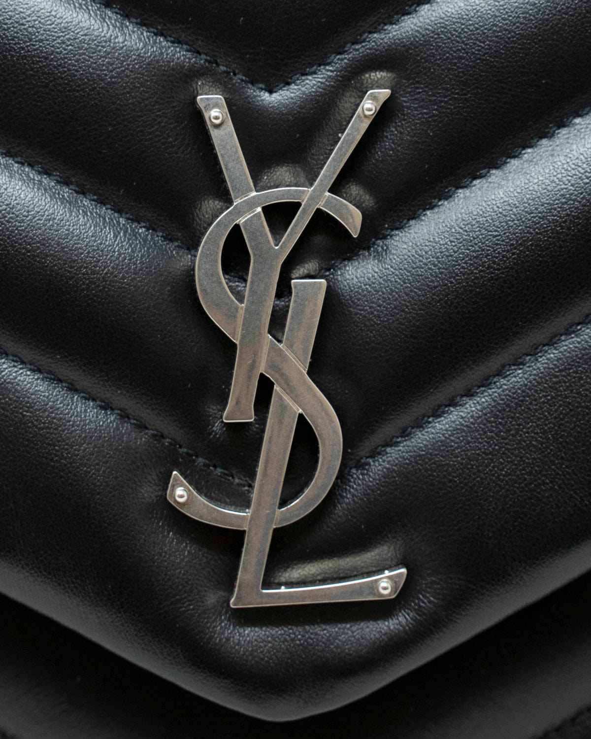 Yves Saint Laurent YSL black college bag  ALC0274