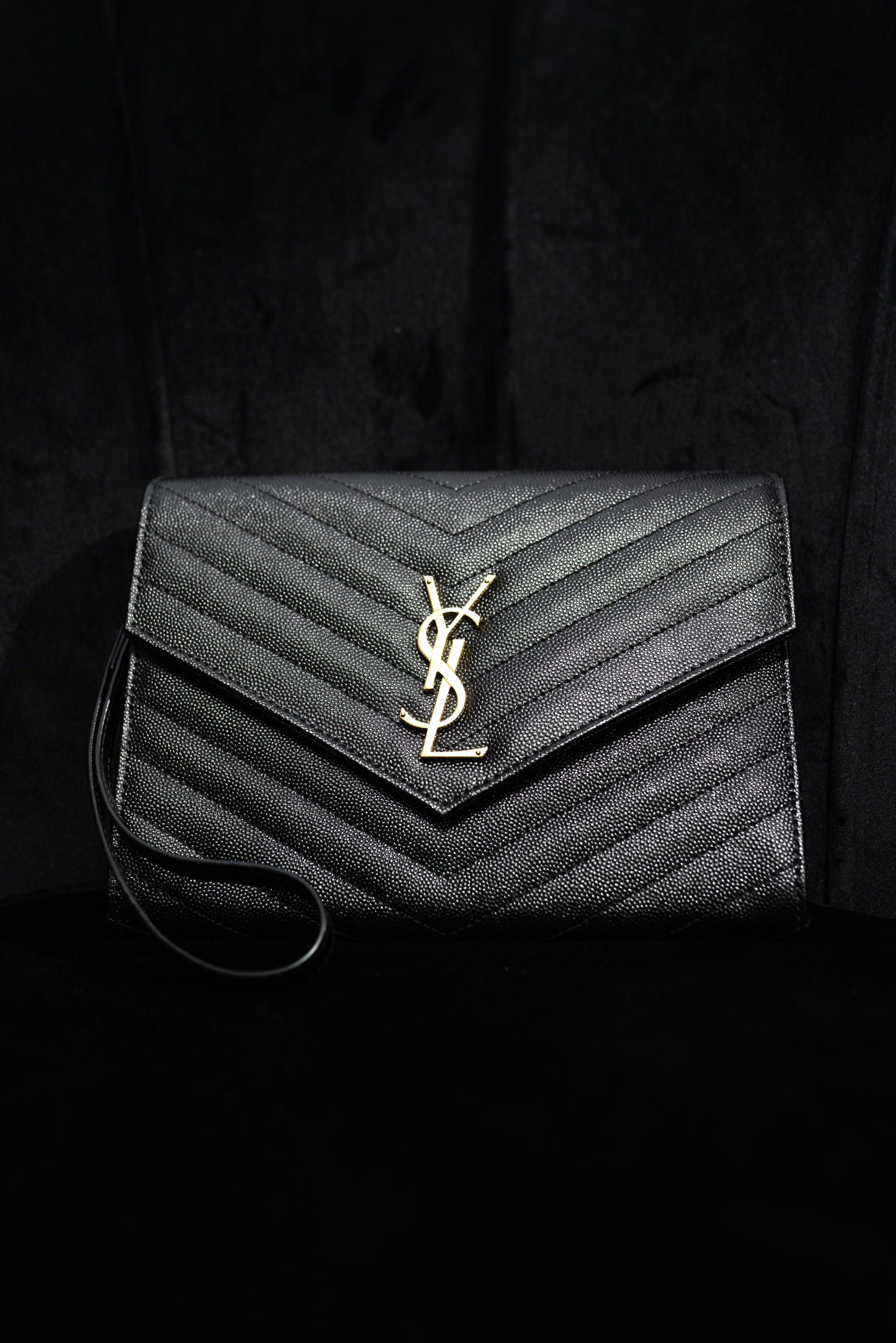 Yves Saint Laurent YSL Chevron Envelope Wristlet clutch bag - AWL2780