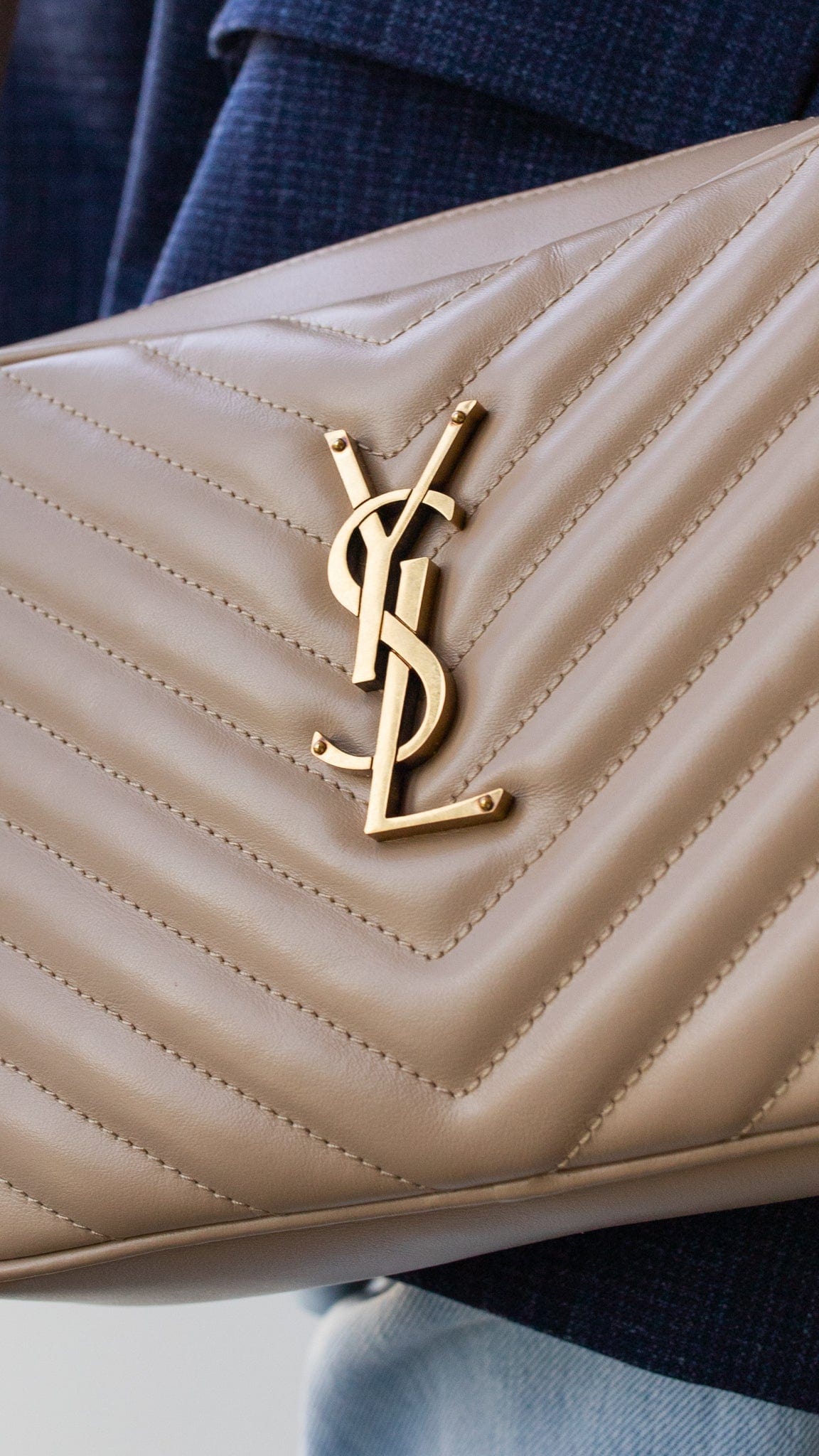 Yves Saint Laurent YSL Lou Chevron Beige Camera bag RJL1584