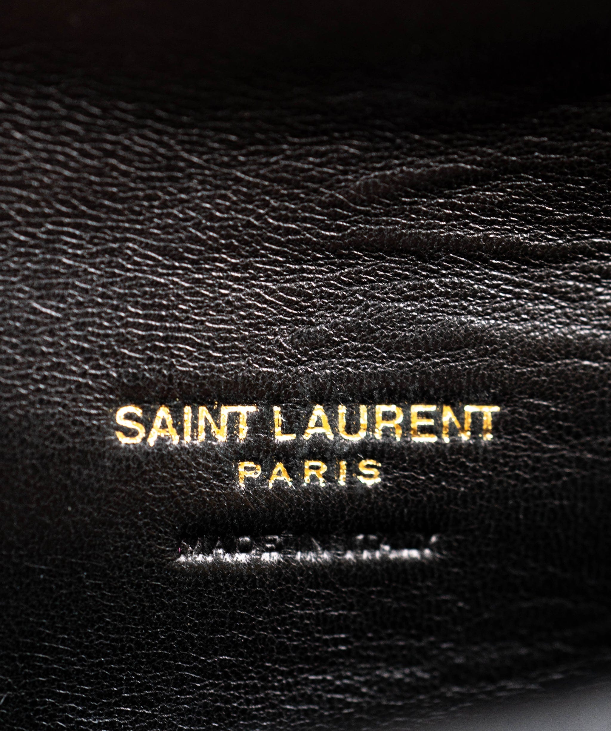 Yves Saint Laurent YSL Quilted leather Mono Pouch - AWL3540