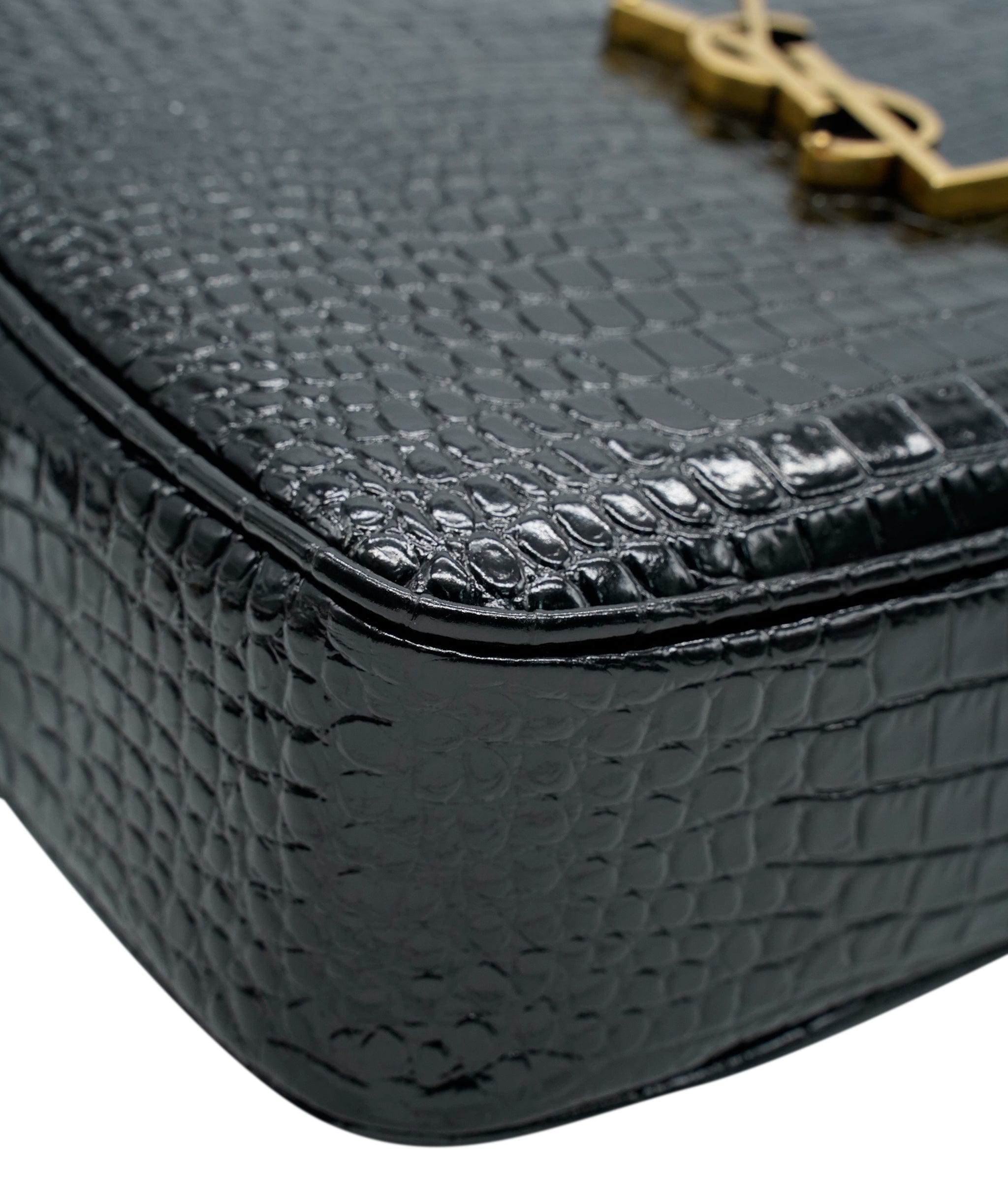 Yves Saint Laurent Yves Saint Laurent Moc Croc Med Lou Camera Bag  - AWC2131