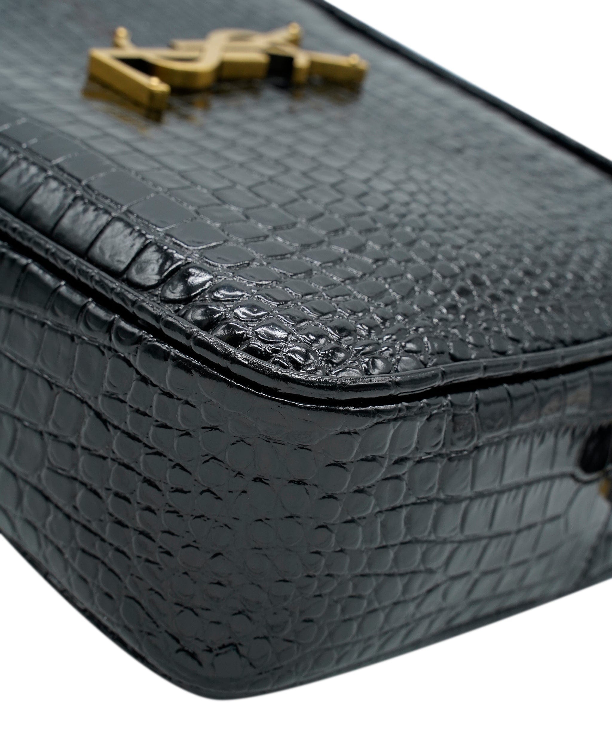 Yves Saint Laurent Yves Saint Laurent Moc Croc Med Lou Camera Bag  - AWC2131